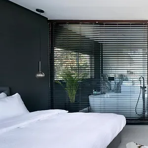 https://urbanica-carmel-boutique-aparthotel.gethaifahotels.com