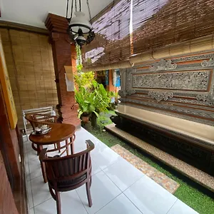 https://santana-bali-home-stay.ubudhotelsnow.com