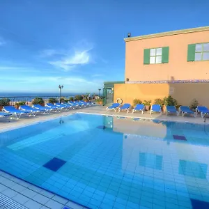 https://golden-tulip-vivaldi-hotel.qawrahotelsmalta.org